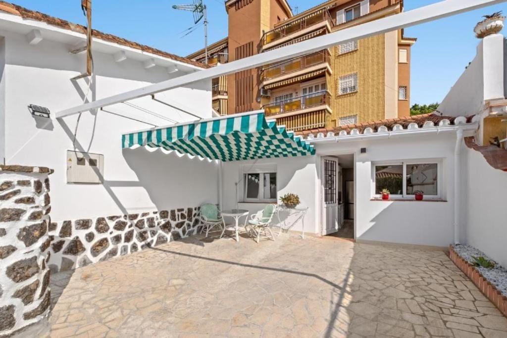 House Apartament *